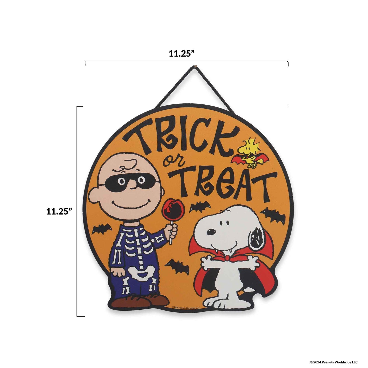 Peanuts Charlie Brown and Snoopy Trick or Treat Hanging Wood Wall Decor - Fun Snoopy Halloween Sign for Home Decorating