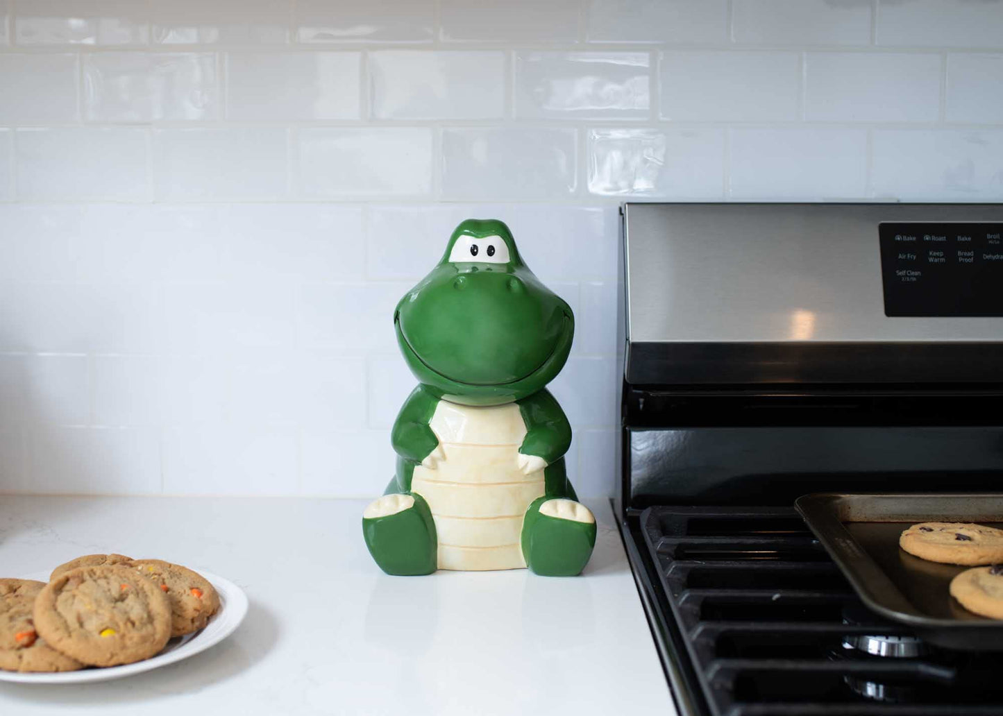 100 North Dolomite Ceramic 10.1 x 8.9 Everyday Cookie & Candy Jar with Airtight Lid: Perfect for Kitchen Canisters, Pet Treat Containers & Decorative Storage, Tyrannosaurus Rex Dinosaur