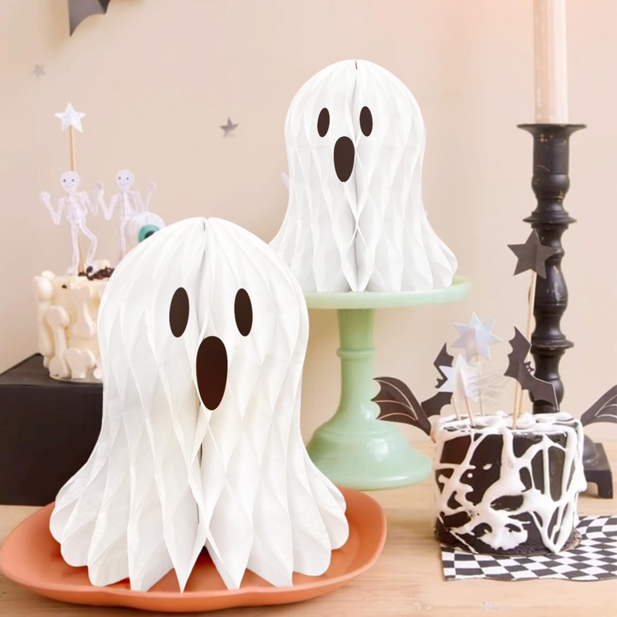 LUANTIANPAI Halloween Ghost Honeycomb Hanging Decorations 6 Pcs White Table Centerpiece Paper Hanging Ornaments Halloween Party Window Spooky Haunted House Desk Decor
