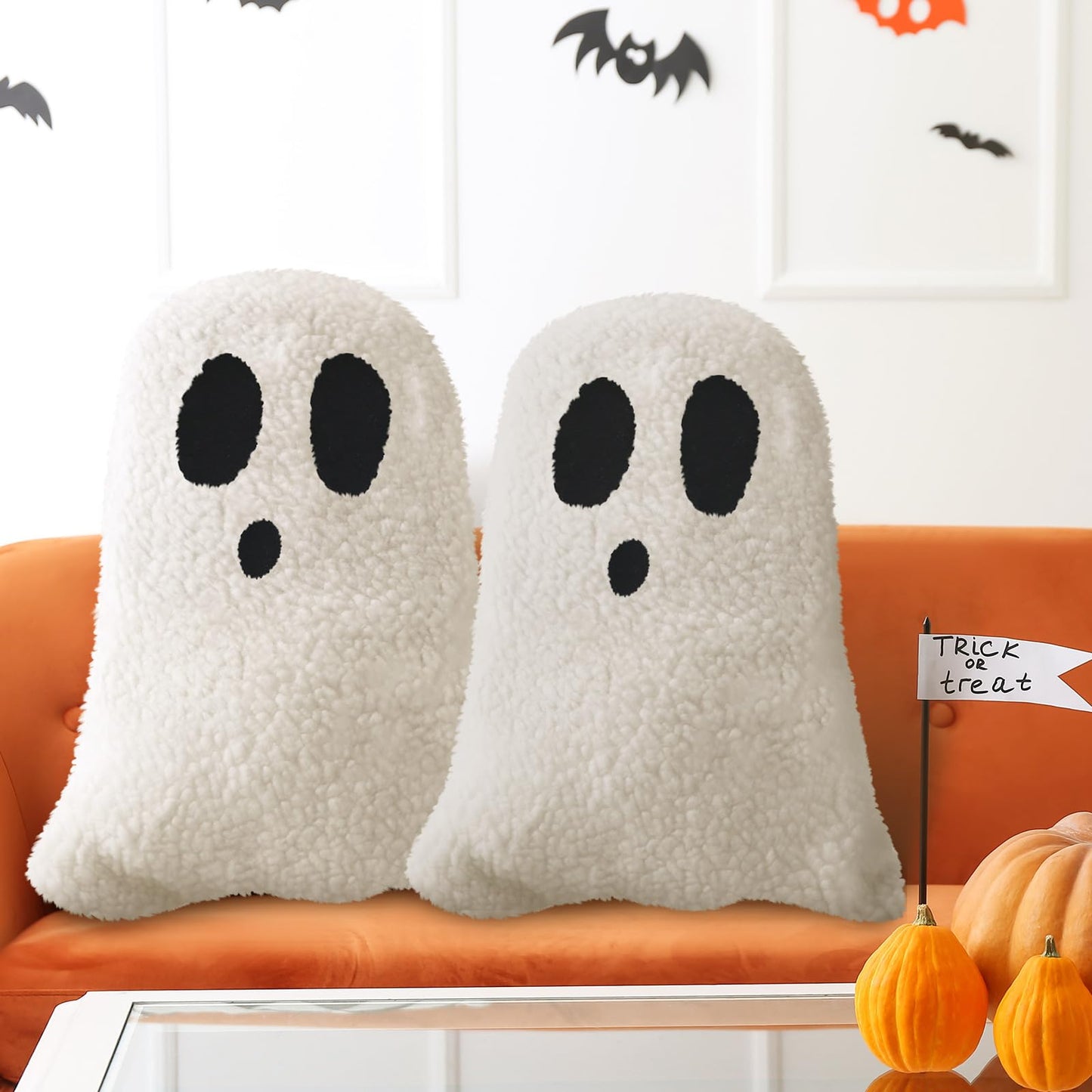 Kigley 2 Pcs Ghost Shaped Pillows Halloween Throw Pillows for Sofa Bed Couch Ghost Decor Stuffed for Halloween Party Outdoor Home Decorations Cushion (15.75 x 11.81 Inch)