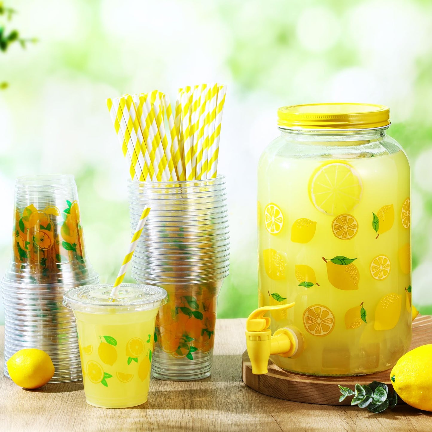 Umigy 1 Gallon Glass Lemonade Dispenser with 100 Pcs 16 oz Disposable Plastic Lemon Cups with Lids and Straw Drink Dispenser with Spigot for lemonade Stand Supplies Party Juice Ice Tea Beer Beverage