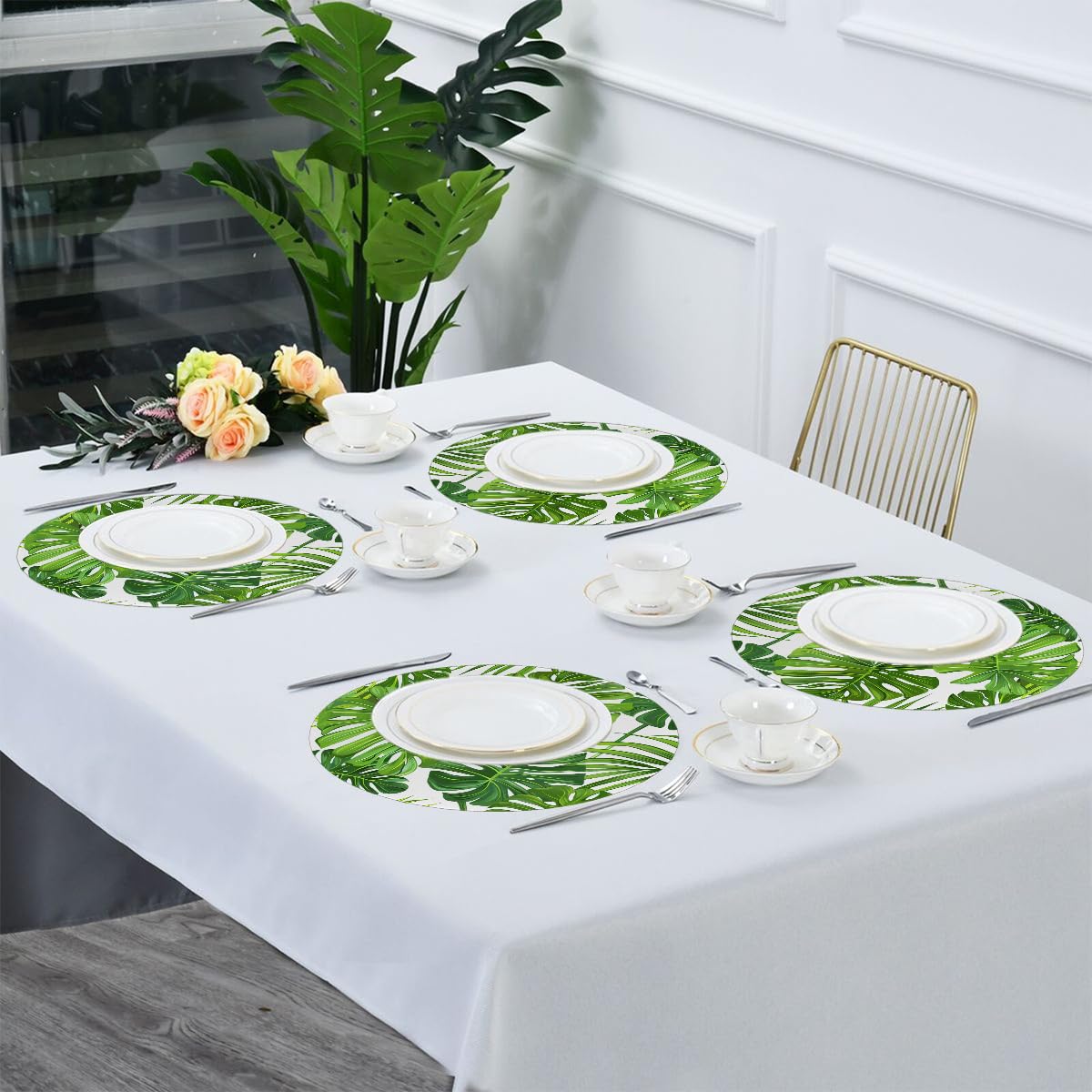 Round Placemat Set of 4 for Dining Table Summer Tropical Plant Palm Tree Monstera Leaves Place Mat Heat Resistant Kitchen Table Mat for Party Home Decor Everyday Use Washable