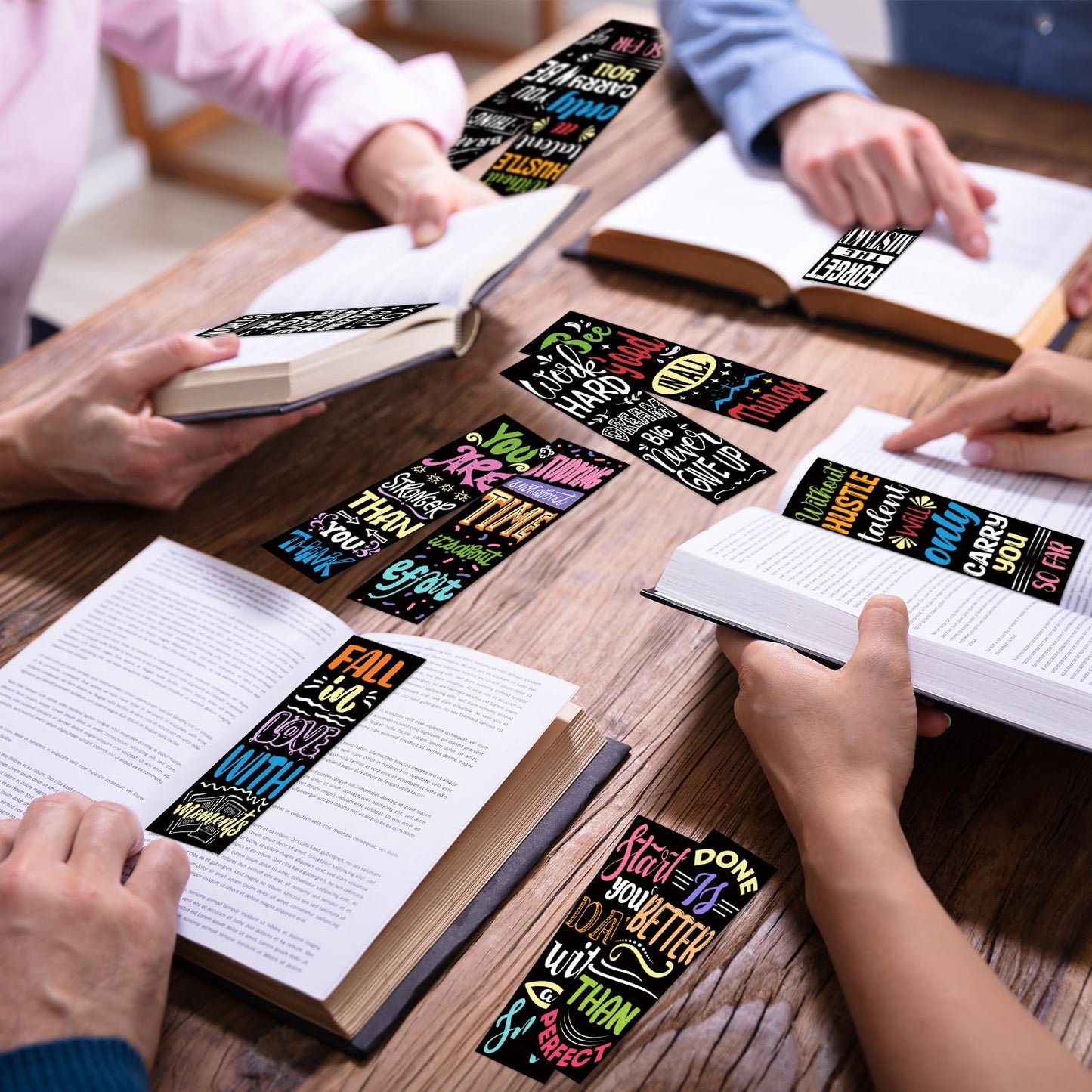 200Pcs Inspirational Bookmarks Motivational Quotes Bookmarks Bulk Double-Sided Printed Encouraging Book Markers Positive Page Markers for Students Teachers School Home Office Supplies