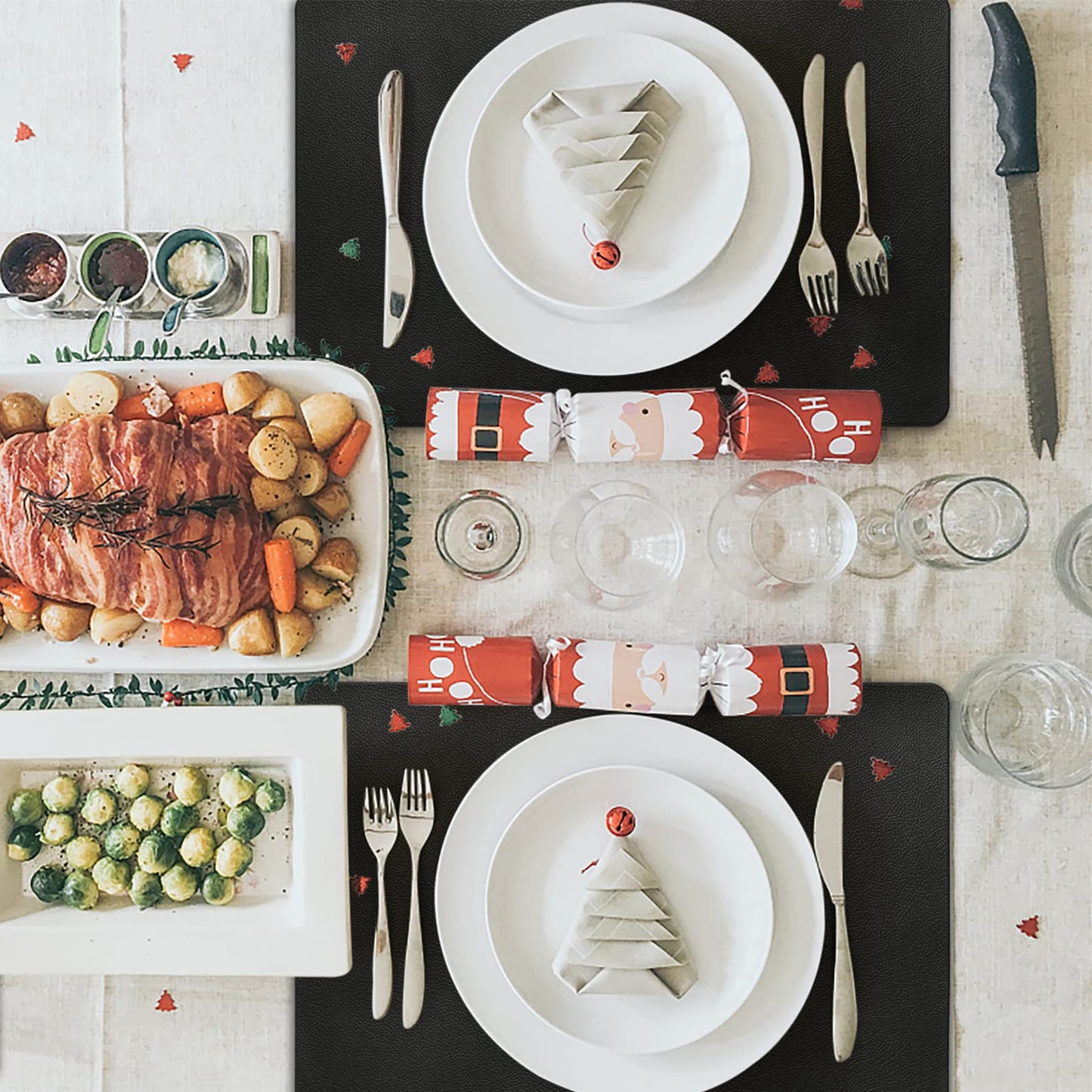 Faux Leather Halloween Placemats HeloHo Black Table Place Mats Set of 4 Waterproof Oilproof Heat Stain Resistant Placemats Washable Wipeable Placemat for Kitchen Dining Table Decoration Indoor Outdoor