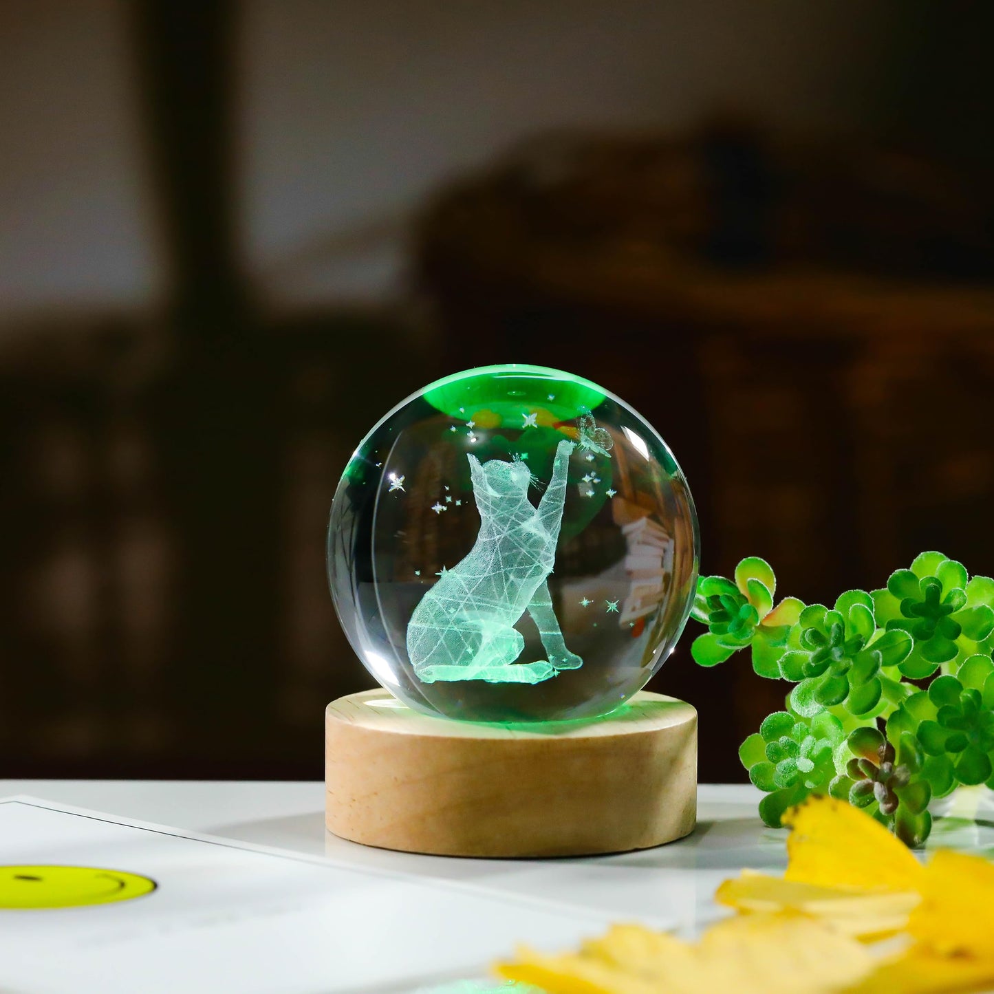 3D Cat Crystals Ball - Glass Cat Figurines & Decor for Room, Birthday or Keepsake