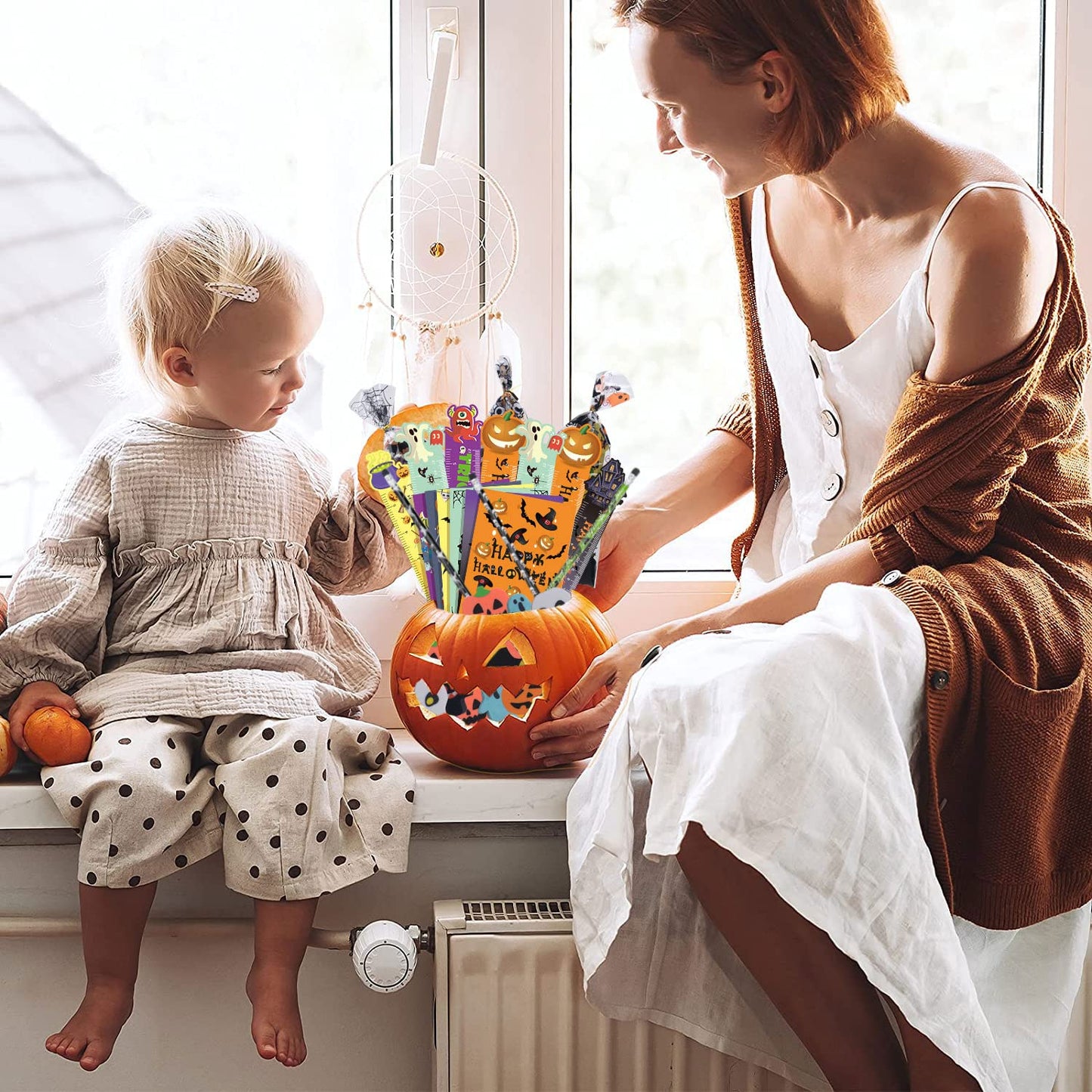 WOONOO 200PCS Halloween Party Favors for Kids Stationery Set, 30 PACK Assorted Halloween Goodie Bag Stuffers, Bulk Halloween Treats Bags for Trick or Treat Pencils Erasers Rulers