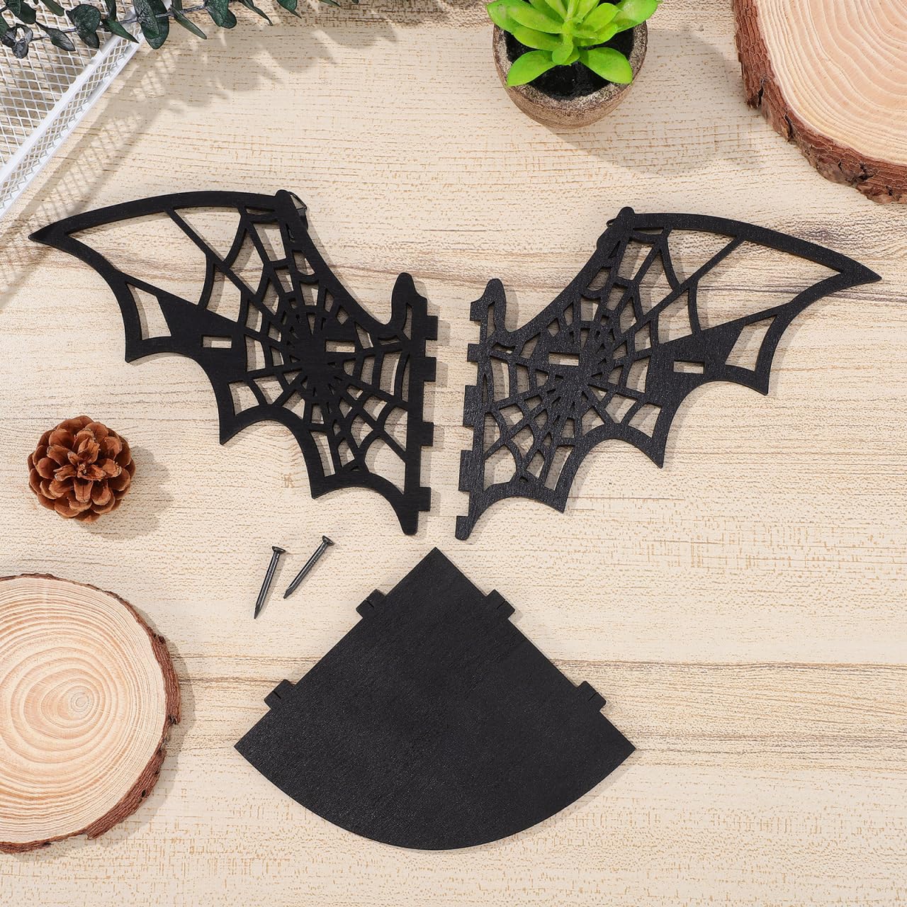 Zerodeko 2 PCS Crystal Shelf Display: Bat Shaped Corner Shelves Wooden Wall Corner Shelf Wall Floating Shelf Gothic Spooky Art Decoration for Home Bedroom Kitchen