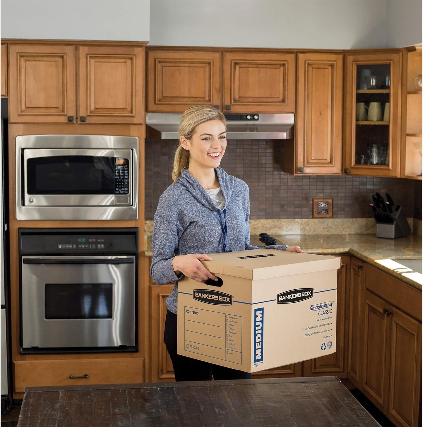 Bankers Box Medium Classic Moving Box 20 Pack, Reinforced Handles, Tape-Free Assembly, Box with Lid, 19-in x 14.5-in x 15.5-in (8817202)