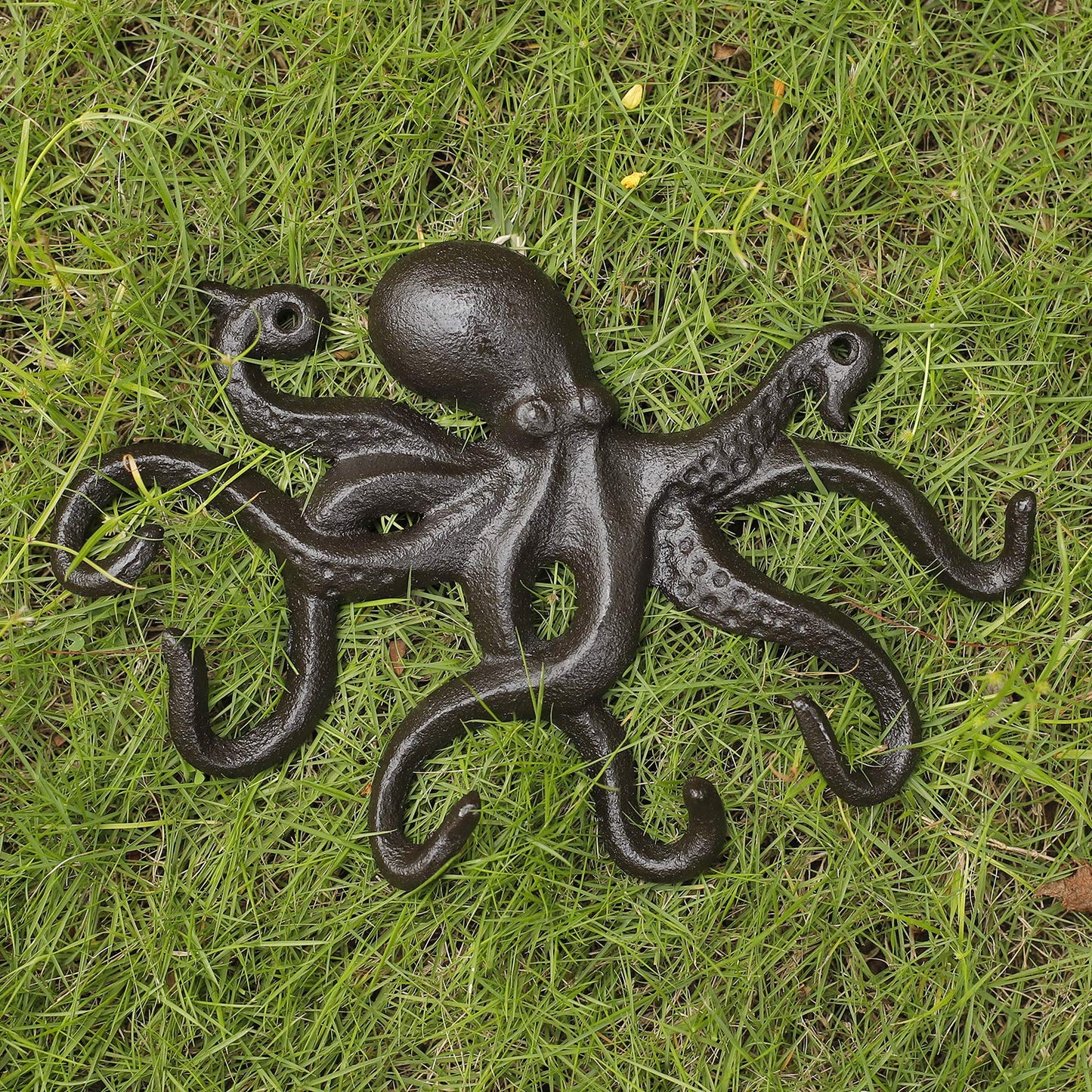 ChasBete Key Holder for Wall, Octopus Coat Hooks Wall Mounted Towel Hooks, Heavy Duty Key Hooks Decorative with 6 arms