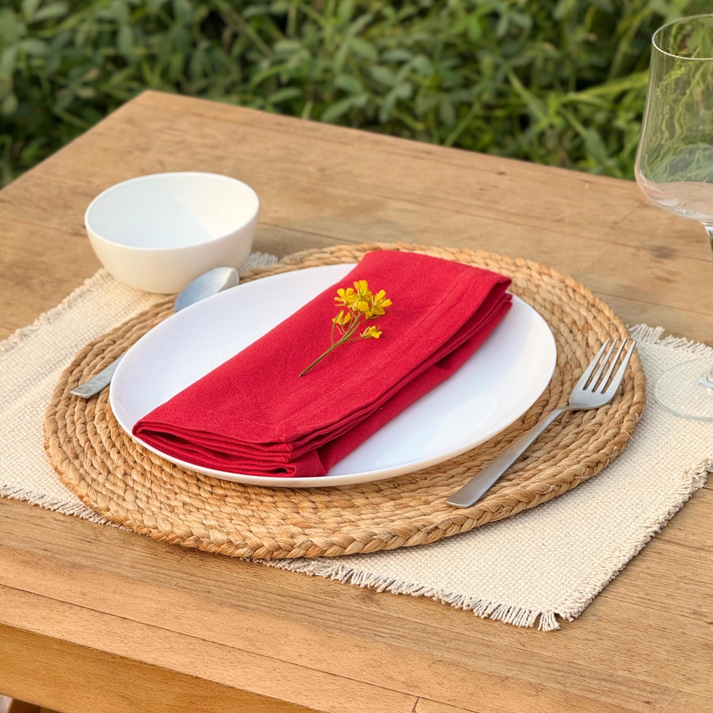 Hausattire Reusable Napkins Cloth Washable 100% Cotton 18x18 Inch Dinner Table Napkin Home Banquet Party Wedding |Mother's Day Set of 12 Cloth Napkins Decor|Red