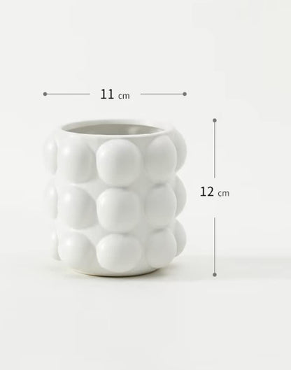Bdwievn Ceramic Plant Pot Indoor, Planter with Raised Dots Bubble Design Flower Pot for Home & Office Decor (White)