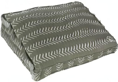 Molly Mutt Sheepy Wool Crate Mat - 100% Cotton Canvas Cover with Temperature-Regulating 100% Natural Wool-Filled Insert Dog Bed - Soft & Supportive Wool-Filled Bed - (36"x24"x2.5", Forever Young)
