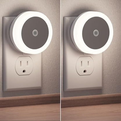 Briignite Night Lights Plug into Wall, [4Pack], Nightlight with Light Sensors, LED Night Lights for Kids Room, Baby Night Light, Bathroom Night Light, Stair Lights, Hallway Light, Cool White