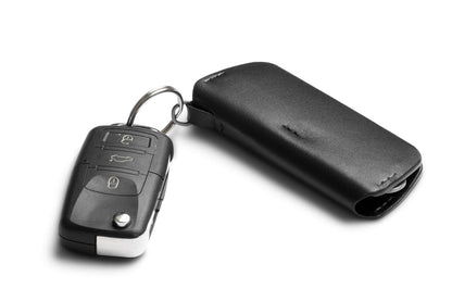 Bellroy Key Cover Plus – Third Edition (Leather Key Holder, Holds 4 – 8 Keys) - Black