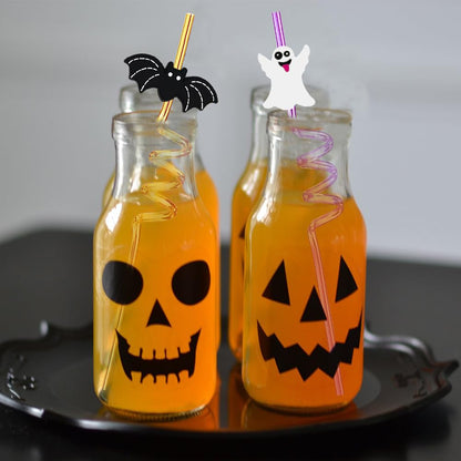 MEAXUR 24pcs Halloween Party Favors Bat Pumpkin Ghost Cat Witch Spider Ghost Pattern Reusable Straws Party Gift Halloween Party Supplies with 2 Cleaning Brushes 8 Color.