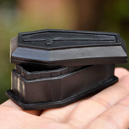 Coffin Model：14Pcs Halloween Treat Boxes with Lid Unique Black Coffin Design for Candy Halloween Party Favors Kids Spooky Decorations