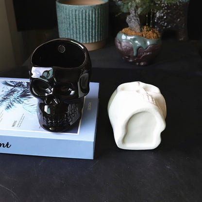 Vitbunana Skull-Shaped Toothbrush Holder, Skull Ceramic Small Storage Tube, Skull Pen Holder, Skull Succulent Flower Pot, Creative Decoration, Wall-Mounted Small Storage Tube (Black Skull)