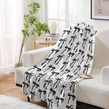 Reateforin Black and White Bows Throw Blankets Black Bow Preppy Blanket Coquette Flannel Soft Cute Bow Aesthetic Classroom Room Decor for Sofa Couch Travel Bed Christmas Halloween Decoration 30"x40"