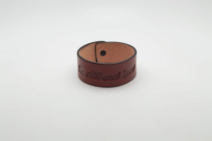 Realeather C4138-08 Medium Leather Wristbands with Snap Closure, Medium, Natural, 8-Pack