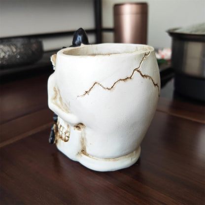 Perekond Gothic Butterfly Skull Pen Holder, Makeup Brush Holder, Candle Holder Multifunctional Resin Halloween Decoration