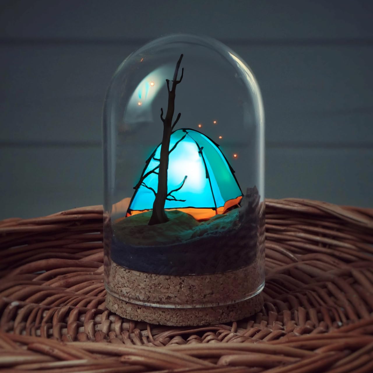 DECHOUS Small Glass Dome Cloches: 4 Inch Tall Clear Glass Cloche Bell Jar Decorative Display Dome with Base for Preserved Flower, Plants, Curios, Keepsakes, Party Favor