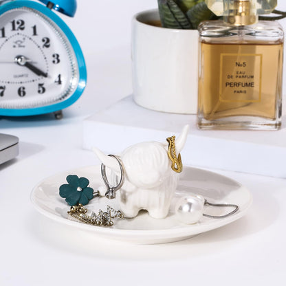 Highland Cow Ring Holder Dish Cute Unique Ceramic jewelry Dish Tray Home Decor Gift for Women Girls Birthday Wedding Graduation Valentines, Jewelry Plate Organizer for Earrings Bracelets Necklace