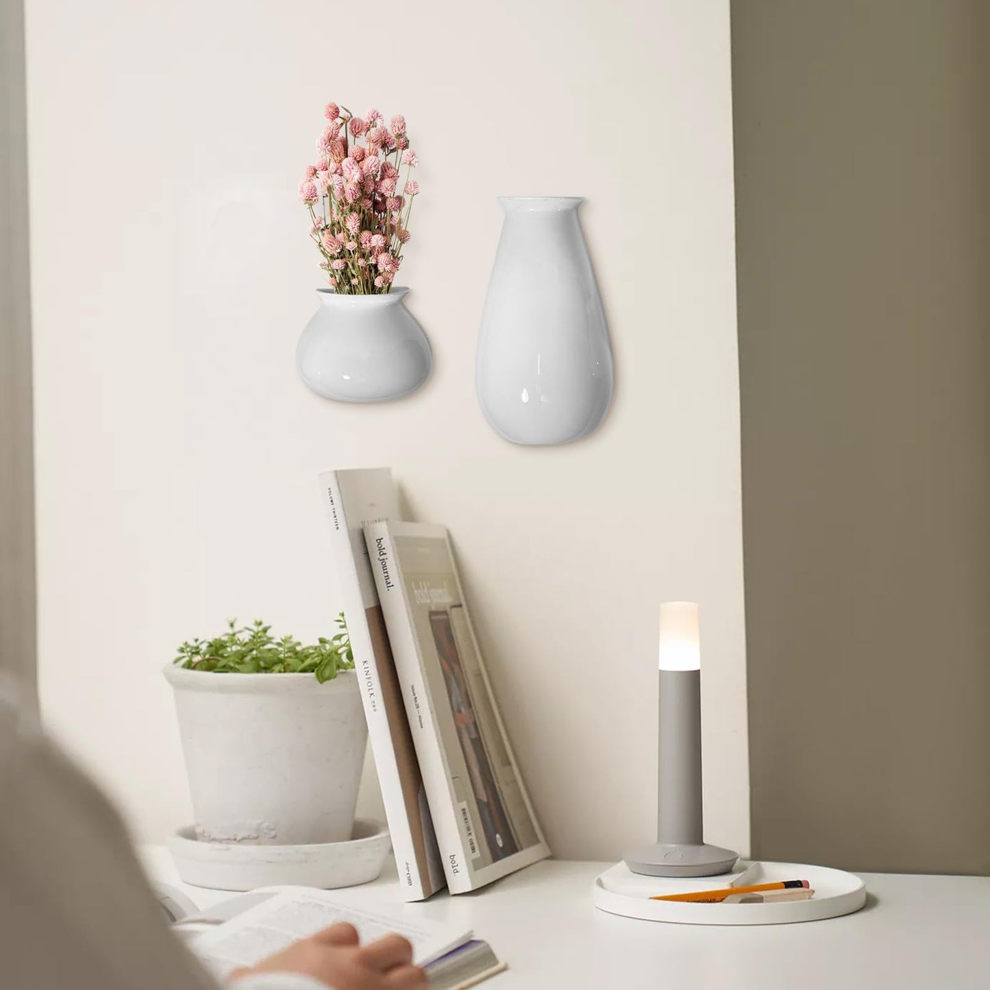 Set of 2 Hanging Ceramic Wall Planters, Wall Mounted Plant Holder, White Ceramic Planters for Indoor Plants, Home & Office Décor, Wall Hanging Flower Pots for Living Room, Bedroom, Balcony, Garden