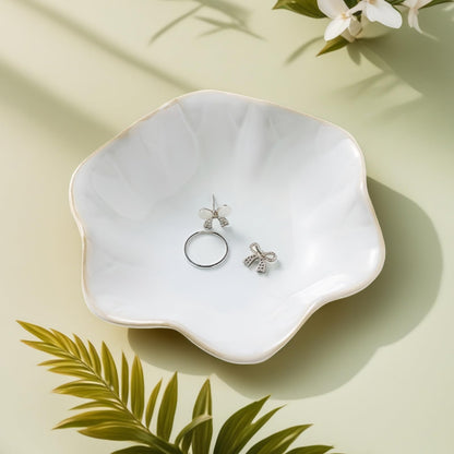 2Pcs Jewelry Dish - Kiln-Changed Ceramic Lotus Leaf Shape Ring Dish, Small Trinket Trays for Jewelry, Rings, Keys, Decorative Dish for Home, Perfect Gifts for Mom, Friends, Sisters, White & Pink