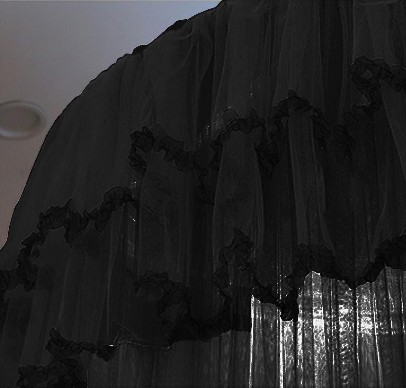 Kertnic Mosquito Net Bed Canopy for Girls, Princess Canopy Bed Curtain Fine Sheer Mesh Dome Bed Canopies, Girls & Adults Lace Tent for Twin Full Queen King Bed (Black)