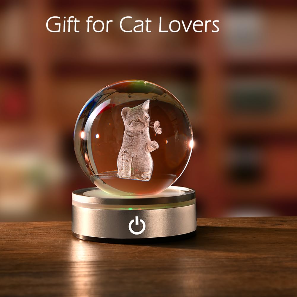 IFOLAINA Cat Lovers Gifts for Women Christmas 3D Crystal Ball Decor Lamp Cat Themed Gifts for Her Wife Mom Birthday Kitten Snow Globe