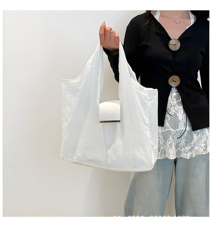 Locus Amoenus Foldable Reusable Shopping Bag Keychain, Portable Eco-Friendly Grocery Tote Bag for Women, Lightweight Travel Shopping Bag (white)