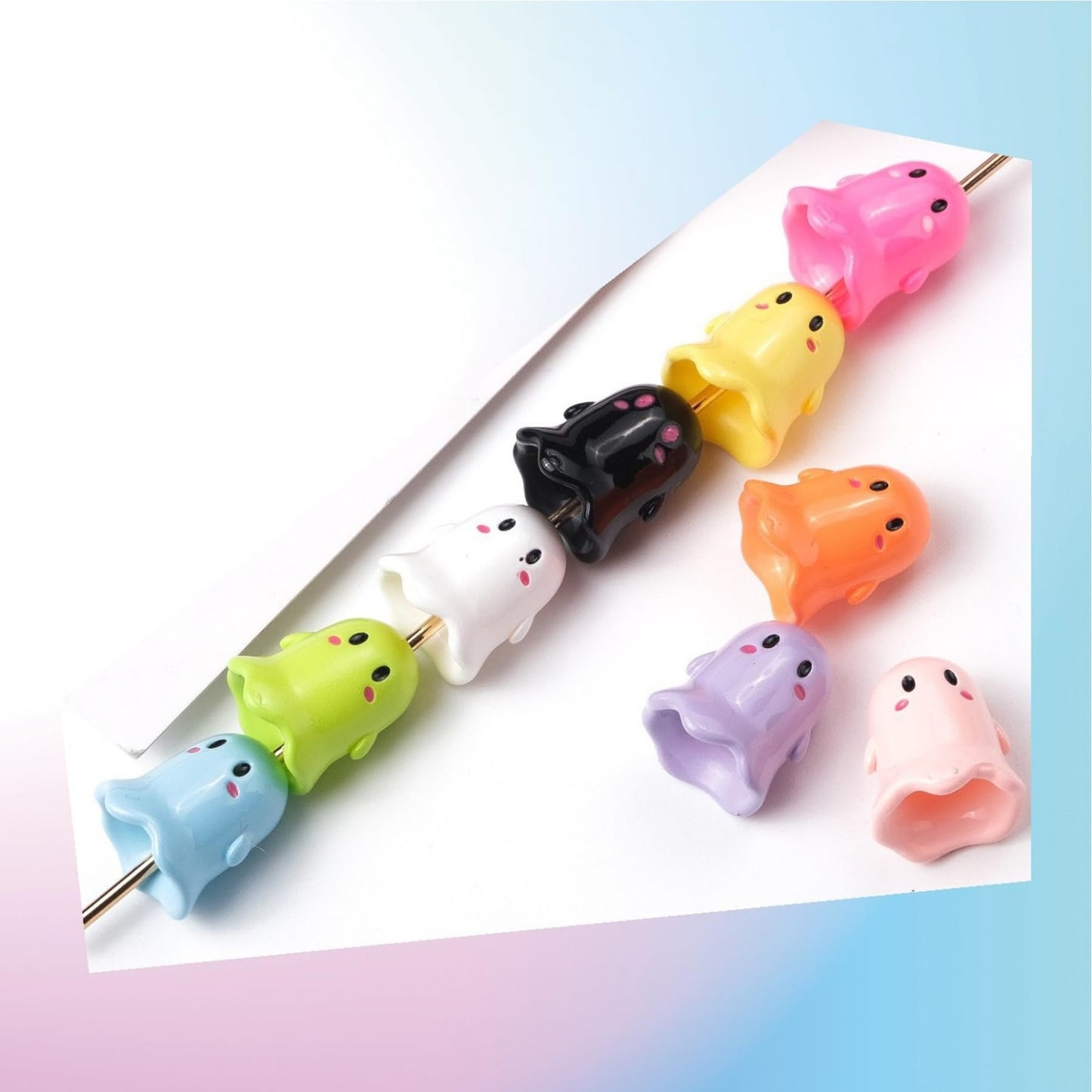 40 Pcs Halloween Ghost Beads Bulk, Cute Cartoon Acrylic Spooky Shaped Focal Beads for Jewelry Making Pens Bracelets Craft Supplies