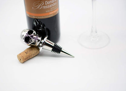 Silver Skull Bottle Wine Stoppers，Perfect Skull Theme Souvenirs Gifts for Men, Women