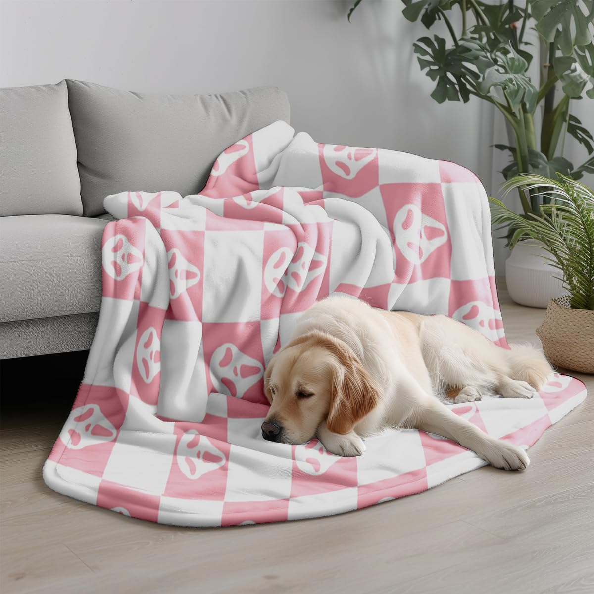 Halloween Spooky Face Throw Blanket, Pink and White Checkered Pattern, Halloween Ghost Blankets Fuzzy Gifts for Sofa Couch Bedroom (80" x 60")
