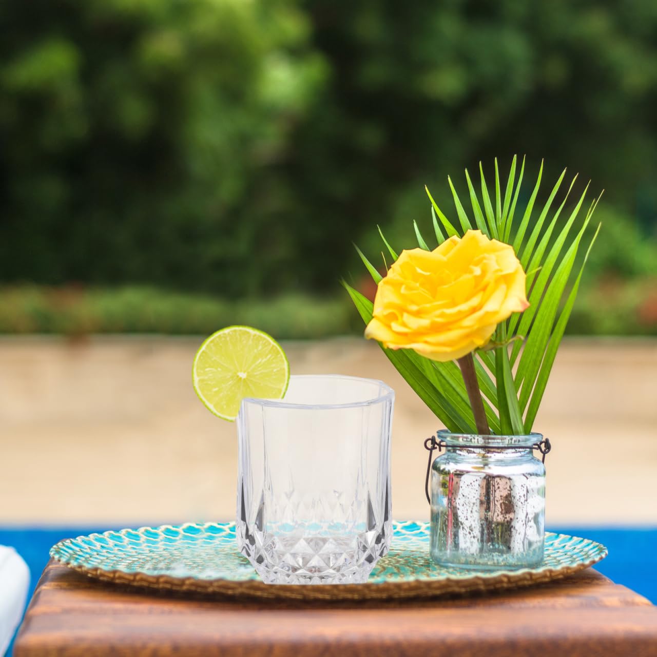 10pcs Flash Drinking Cups Water Cups for Bars Weddings Birthdays and Night Events Unique Neon Glow Drinkware for Guests and Gatherings