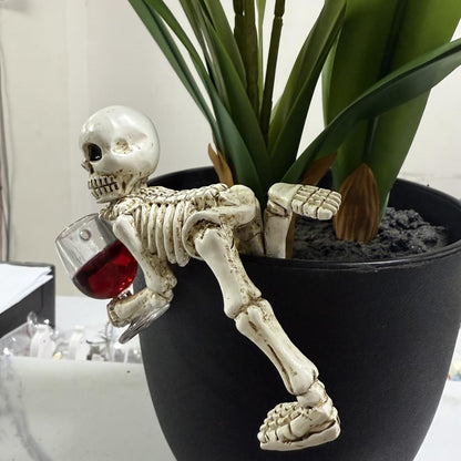 WACSLDN Halloween Skeleton Flowerpot Decoration, Weather Resistant Resin Garden Statue (Red Cup)