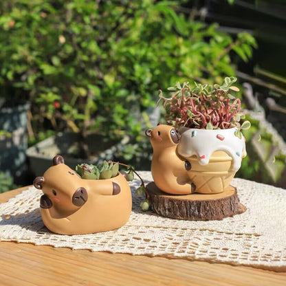 SPEALLOY Capybara Resin Succulent Planter Set of 2 - Mini Garden Decor with Drainage Holes (4.1"x2.75", for Plant Lovers)