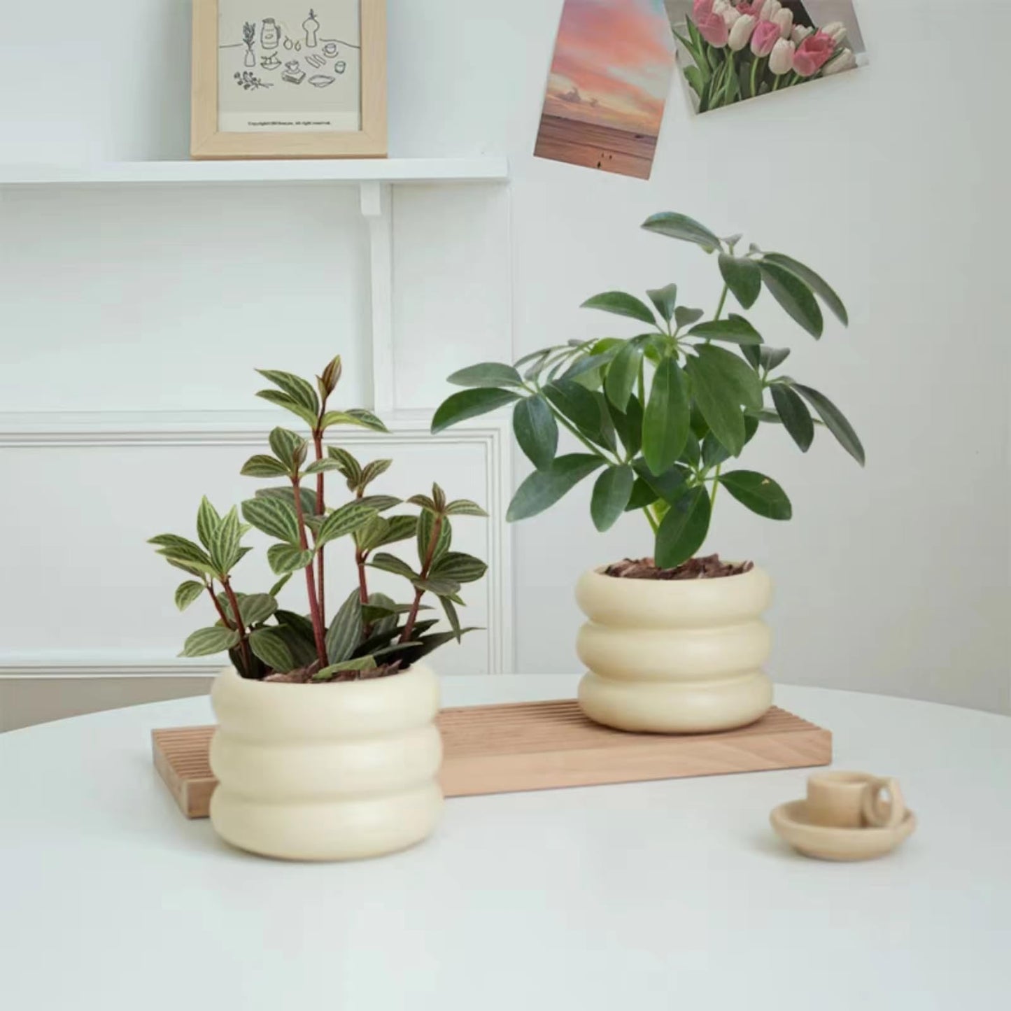 SANDYBAYTAS Ceramic Plant Pot Indoor, 4.5 Inch Flower Pot with Drainage Hole, Small Bubble Design Ceramic Planter for Home & Office Decor (Beige)