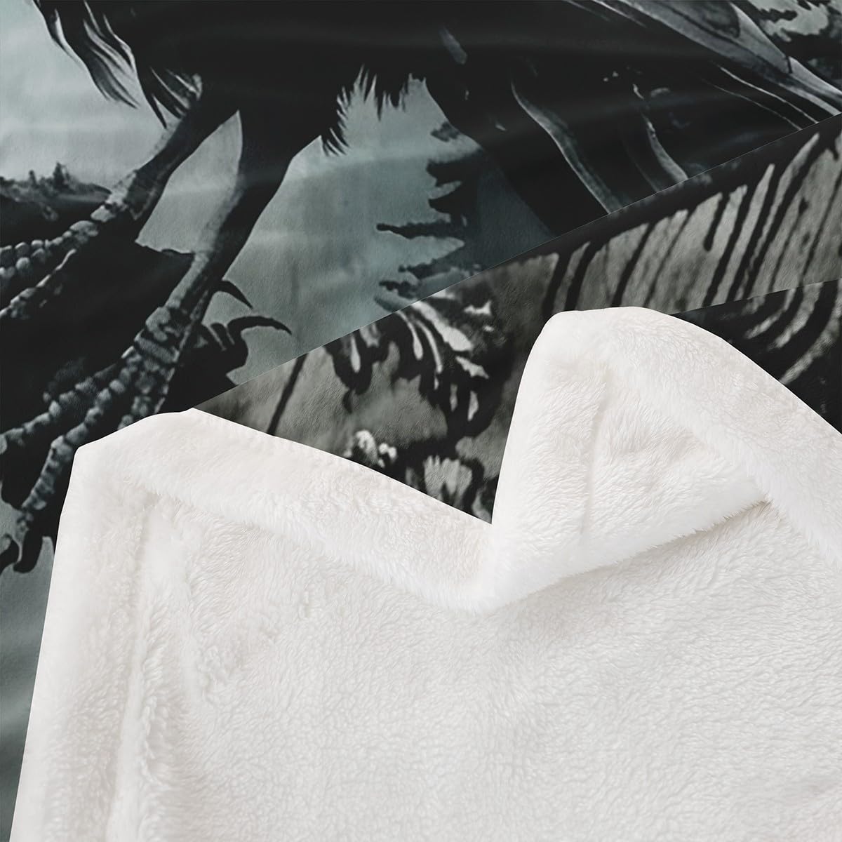 Erosebridal Halloween Crow Fuzzy Plush Throw Black Raven Bird Animal Fleece Blanket Gothic Retro Halloween Sherpa Blanket Woodland Wildlife Crow Decor Throw 50"X60" for Kids Teen Adults Bed Couch