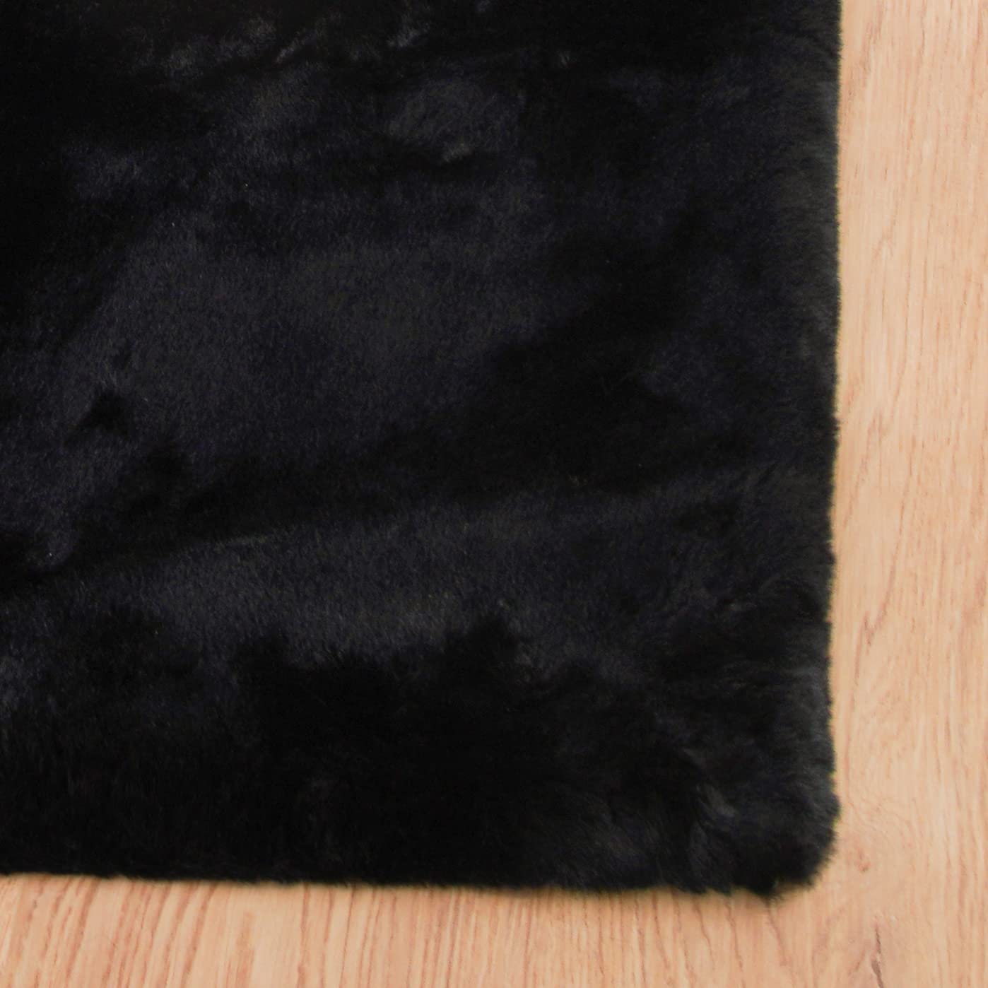 ORINOVA Faux Rabbit Fur Rug Machine Washable Area Rugs Black Fur Rug for Living Room Fuzzy Rugs for Bedroom Teen Room Decor Small Sheepskin 2x3 Rectangle Rugs