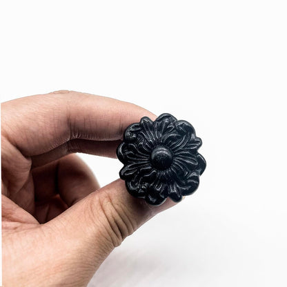 YOUYOUULU 8Pcs Black Flower Knobs - Solid Drawer Rose Knobs - Vintage Flower Handles with Scre. (Black 8pcs)