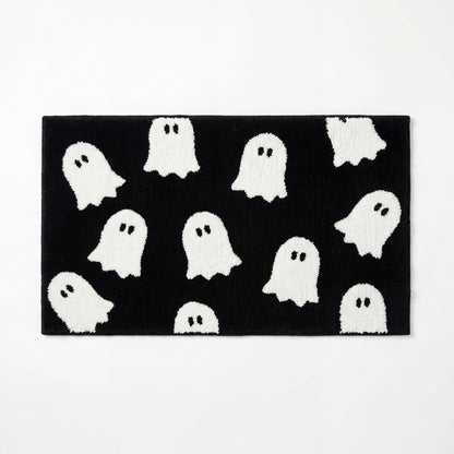 Hillsuren Black Ghost Bath Mat Soft Halloween Bathroom Rug Non Slip Cute Spooky Ghost Bathroom Decoration Shaggy Plush Microfiber Rug Halloween Decor for Home Bedroom Shower Floor, 15.75 x 23.62 Inch