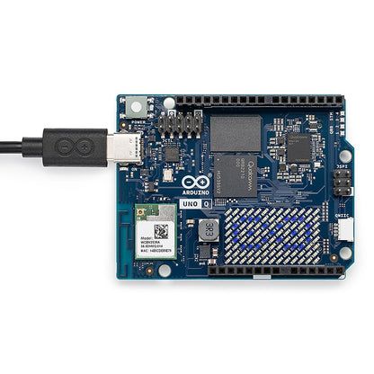 Arduino® UNO™ Q 4GB [ABX00173]- Hybrid Board, Qualcomm Dragonwing QRB2210 microprocessor (MPU) & STM32U585 Microcontroller(MCU), AI Vision, Voice, IoT, Robotics, Linux Debian OS, Wi-Fi 5, USB-C