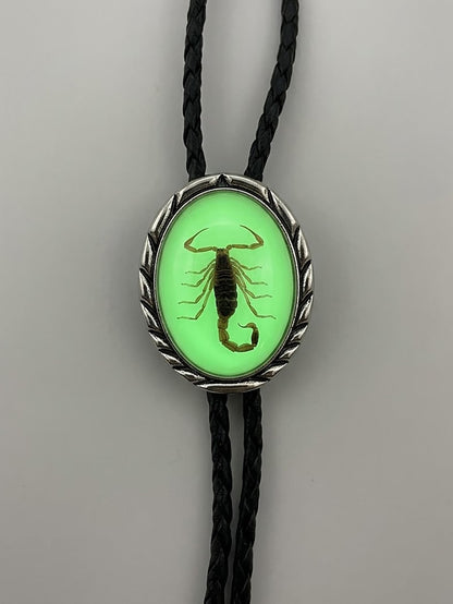 Jeilwiy Bolo Tie Luminous Scorpion Bolo Tie Celtic Style Handmade Western Cowboy Bola Tie Black Leather Necktie for Men Women