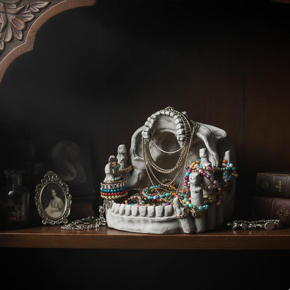 HUZHIBING Skull-Shaped Decorative Storage Holder,5.5X4.5 in Gothic Skull Jewelry Holder,for Rings, Earrings, Trinkets,Halloween Party, Entryway Key Bowl, Gothic Desk Accessories & Unique Home Decor