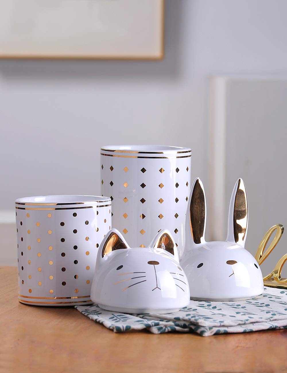 HAUCOZE Rabbit Cookie Jar Decorative Candy Jar with Lid Modern Kitchen Decor Canister Ceramic Gift 8.1 Inch