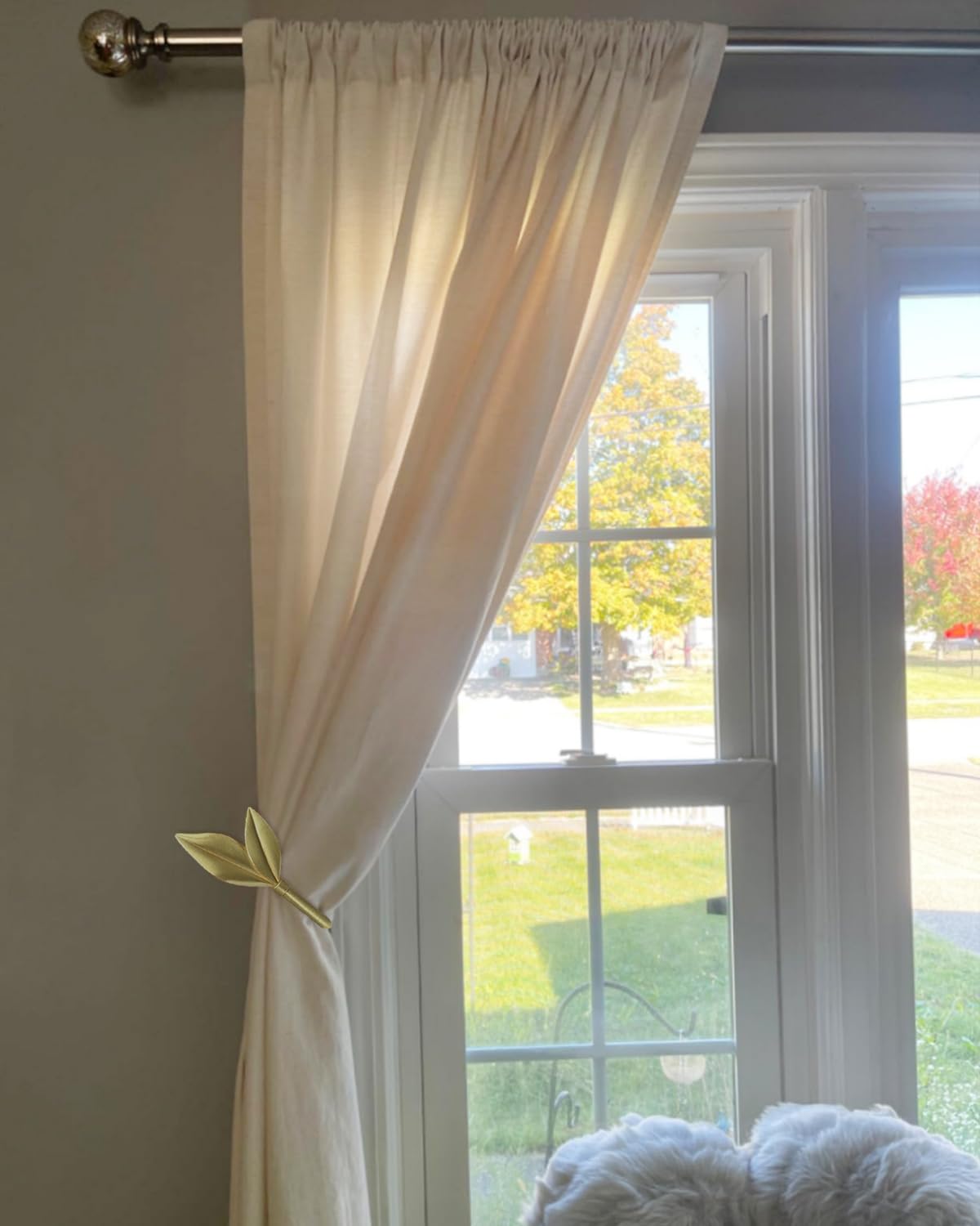 Gold Curtain Holdbacks 2 Pack, Metal Olive Leaf Curtain Tiebacks Wall Mounted, Curtain Holders for Wall, Curtain Pull Back Hooks, Decorative Curtain Side Hooks for Drapes and Curtains