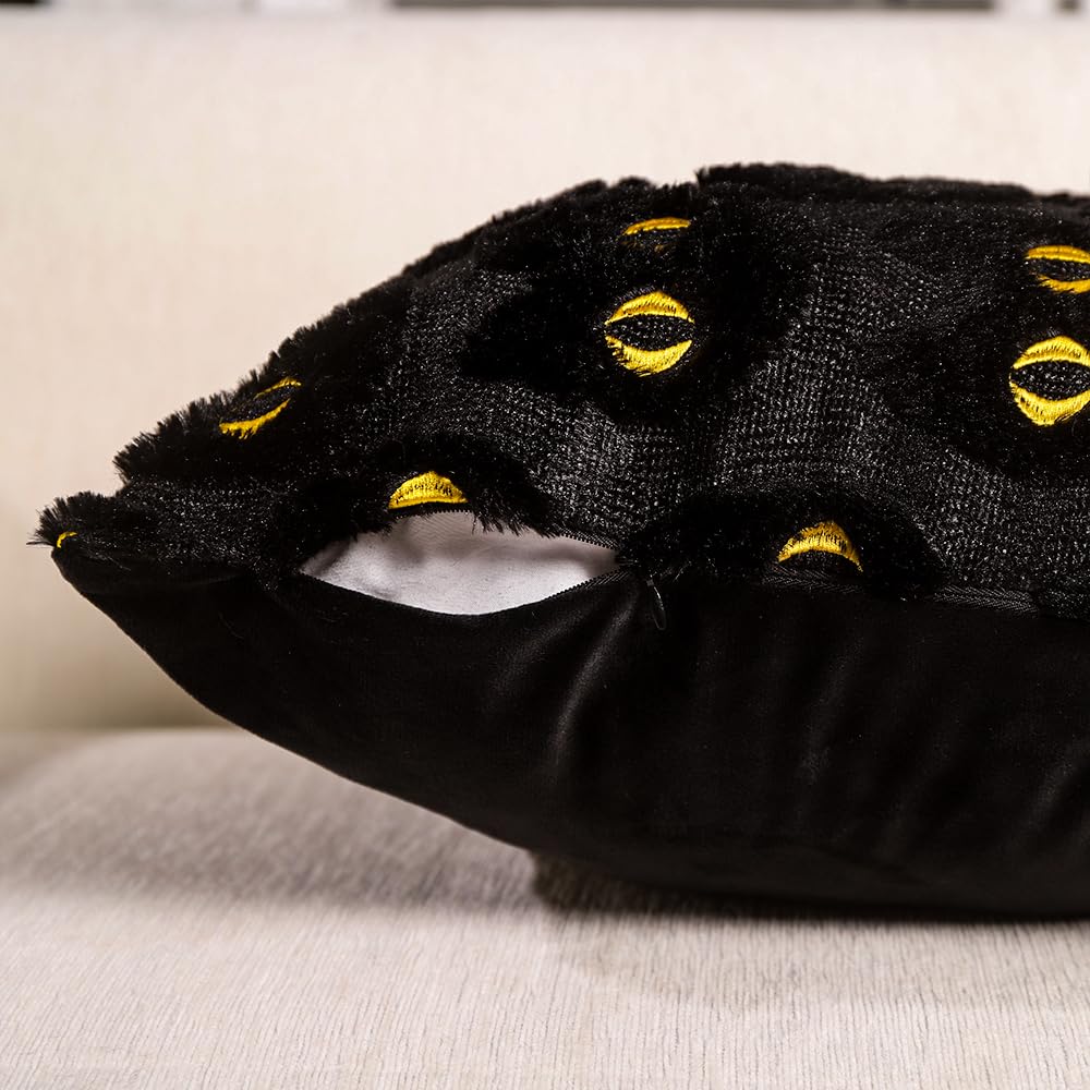 Heirloom Haven Halloween Cats Pillow Covers Set of 2,Black Cat Soft Plush Faux Fur Jacquard Couch Cushion Case Holiday Farmhouse for Sofa Home Decor 18 x 18 Inch