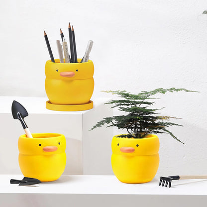 GeLive 4 Inch Yellow Duck Plant Pot Ceramic Planter with Drainage Tray Indoor Plants Succulent Pot Tabletop Organizer Decor Pen Holder Cartoon Statue Unique Gift