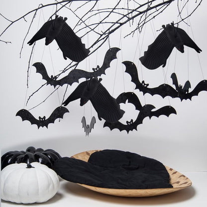 TIHOOD 22PCS Halloween Bats, Rubber Vampire Bats, Hanging Bat for Halloween Party, April Fool's Day, Haunted House
